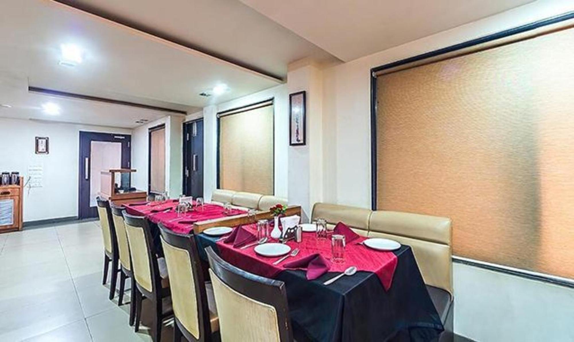 Fabhotel Skylark Inn Nashik Exterior foto
